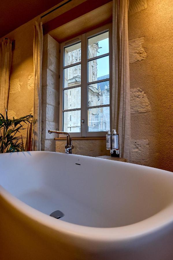 La Chapelle, Les Suites Du Palais, L'Unique 5 Etoiles De Nevers, Suite D'Exception, By Primo C0Nciergerie Exterior foto