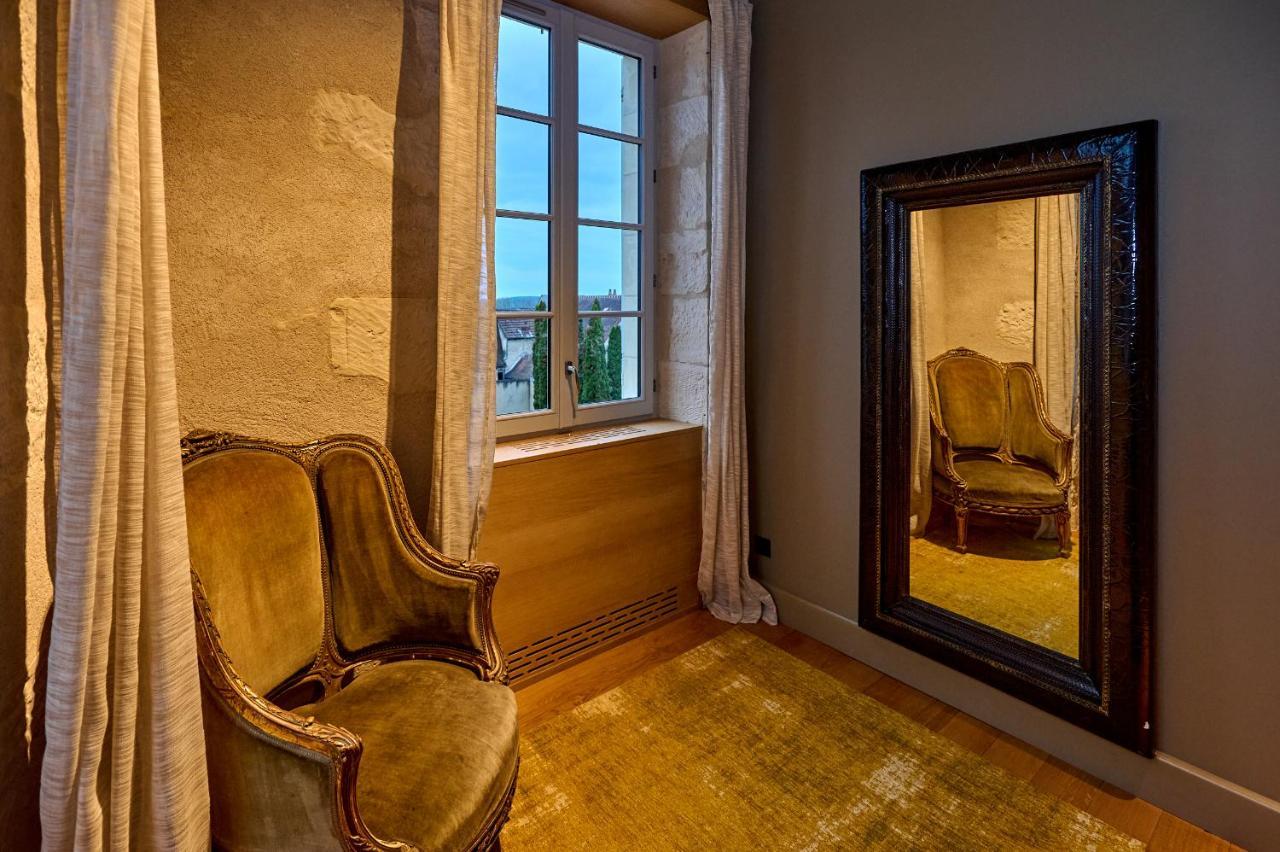 La Chapelle, Les Suites Du Palais, L'Unique 5 Etoiles De Nevers, Suite D'Exception, By Primo C0Nciergerie Exterior foto