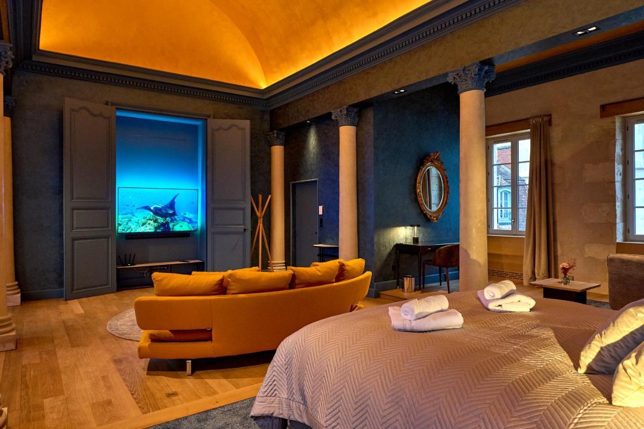 La Chapelle, Les Suites Du Palais, L'Unique 5 Etoiles De Nevers, Suite D'Exception, By Primo C0Nciergerie Exterior foto