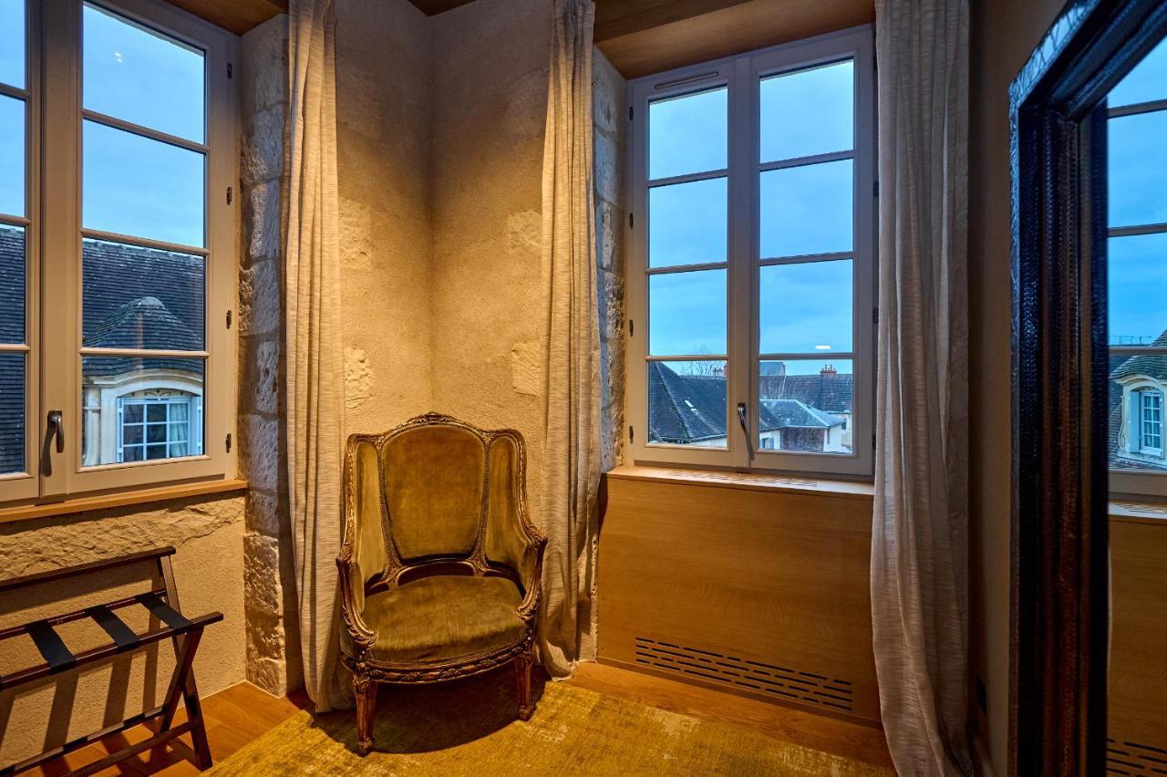 La Chapelle, Les Suites Du Palais, L'Unique 5 Etoiles De Nevers, Suite D'Exception, By Primo C0Nciergerie Exterior foto
